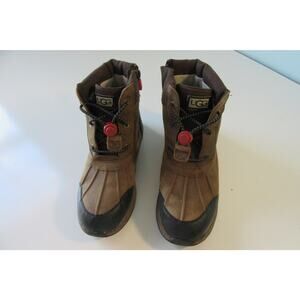 UGG Turlock Boots Insulated Waterproof Hiking Youth Size 5 Brown